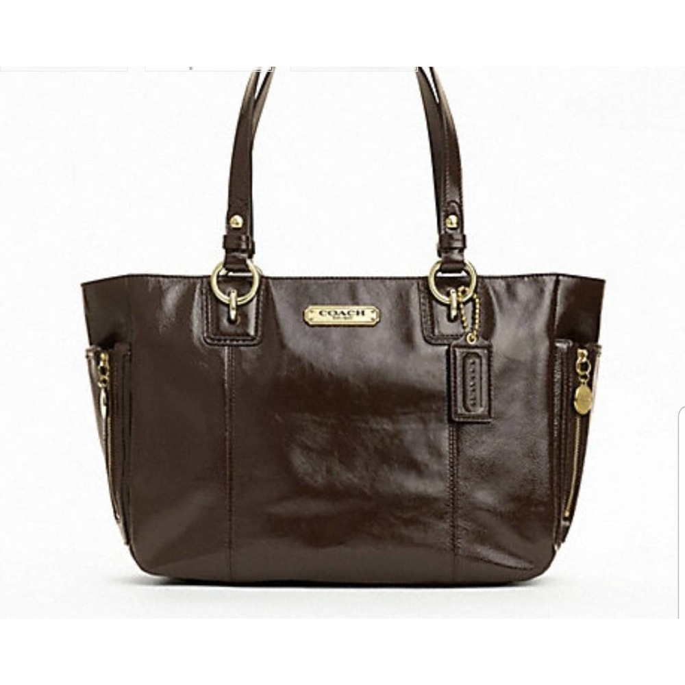 VINTAGE COACH GALLERY ZIP PATENT LEATHER